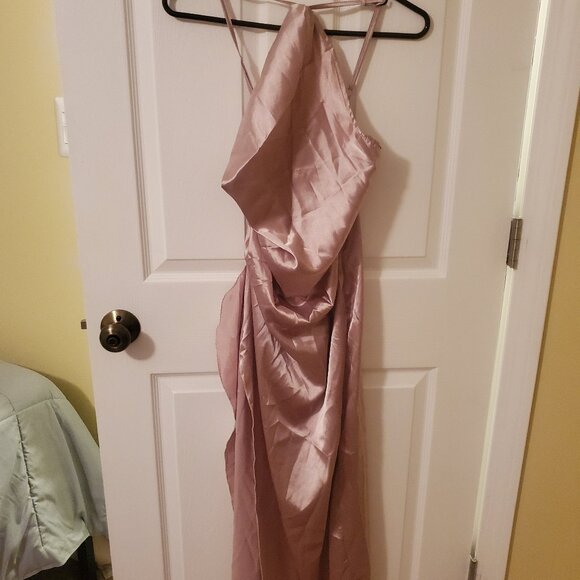 Woman Dress - Picture 1 of 5